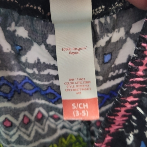 No Boundaries Womens Aztec Design Short Shorts Size Small (3-5) - Picture 6 of 6